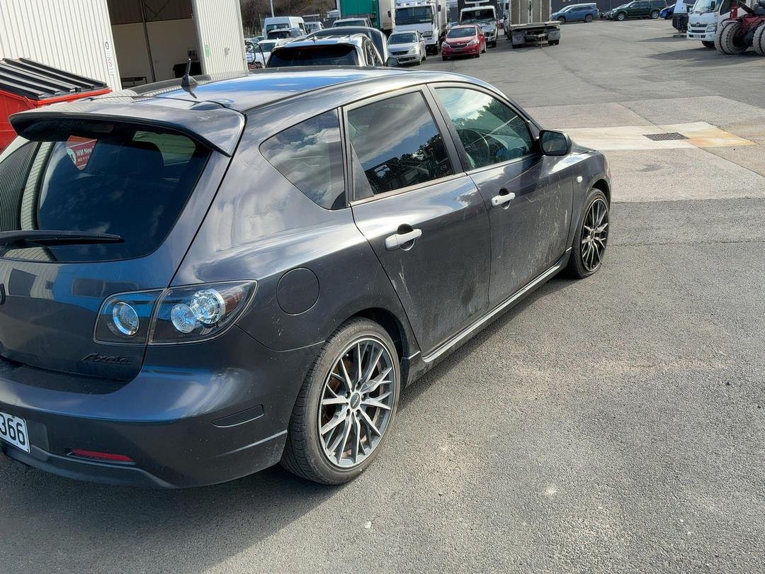 2005 Mazda Axela BK3P