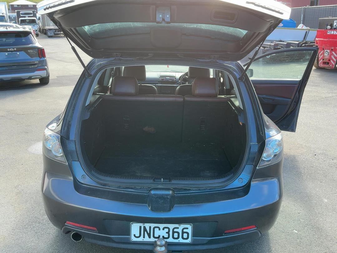 2005 Mazda Axela BK3P