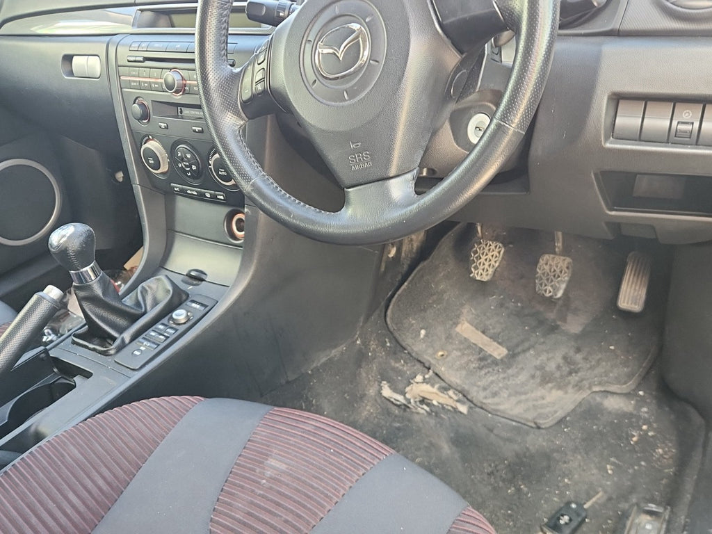 2005 Mazda Axela BK BK3P